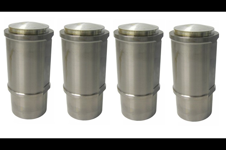 Set 4 cylinder liner and pistons  (roundhead)