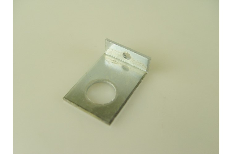 Anchor plate for clutch return spring