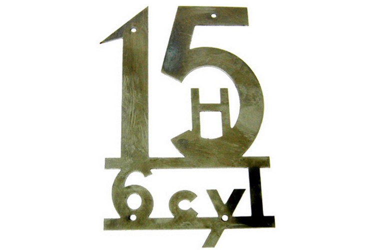 Emblème " 15H/6 cyl " aile arrière en inox